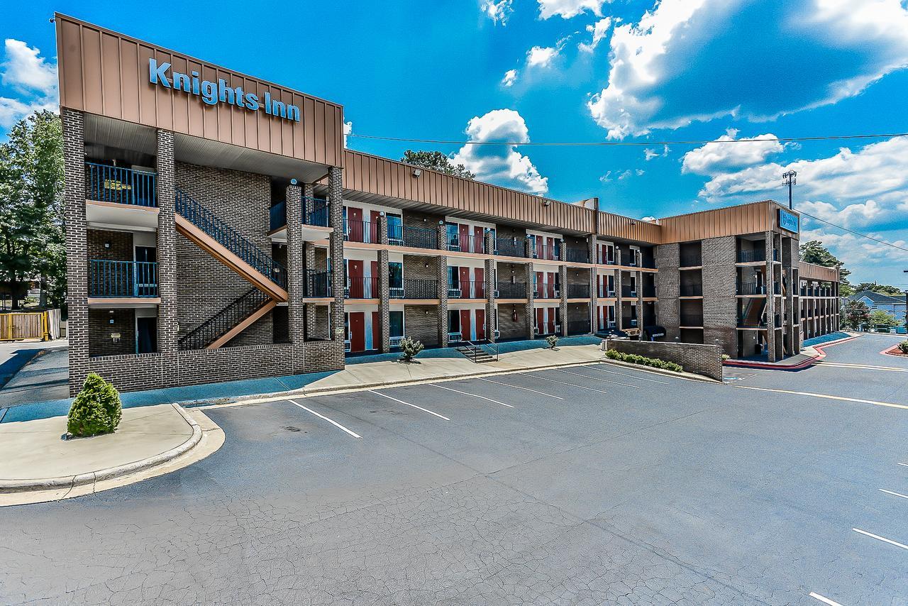Budgetel Inn And Suites Raleigh Buitenkant foto