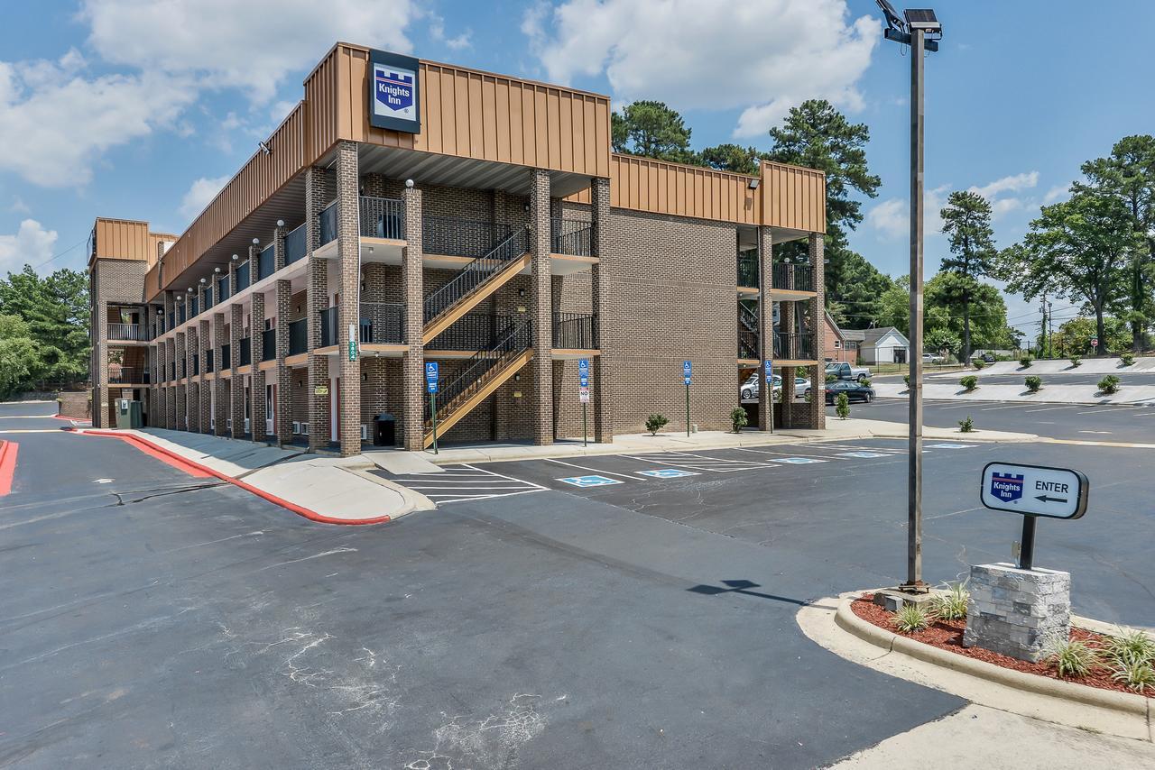 Budgetel Inn And Suites Raleigh Buitenkant foto
