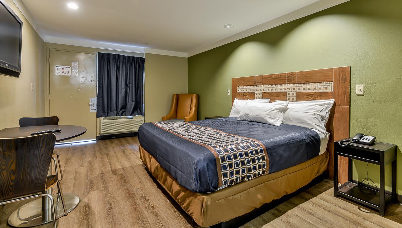 Budgetel Inn And Suites Raleigh Buitenkant foto
